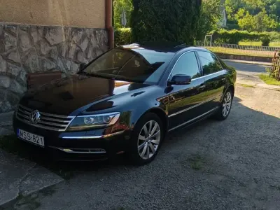 Volkswagen Phaeton 2011 (miniatűr)