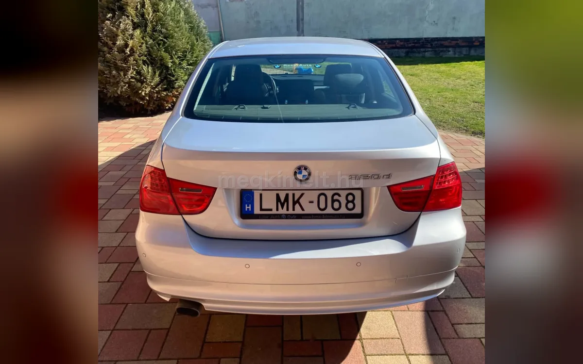 BMW 320 2009