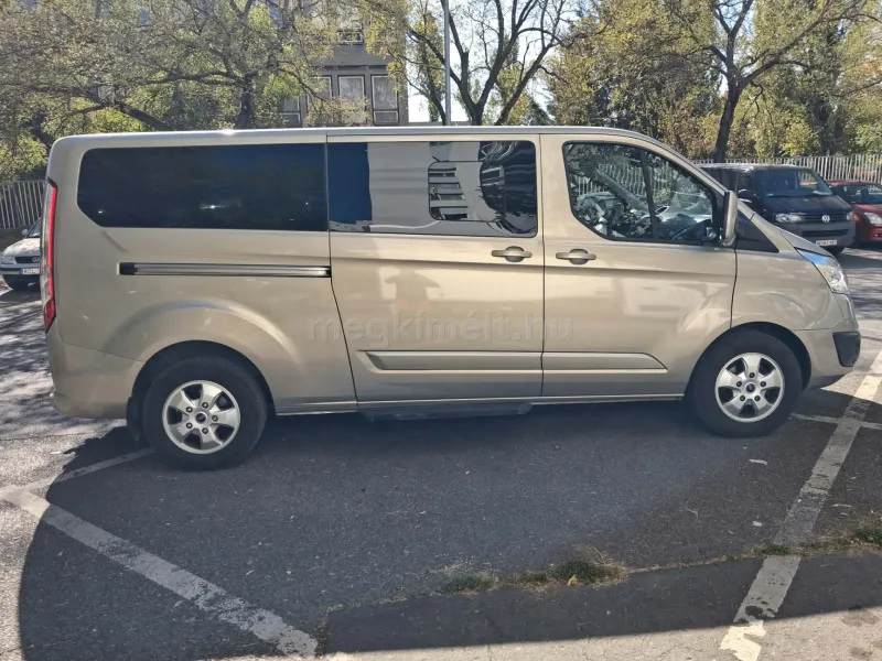 Ford Tourneo Custom 2017
