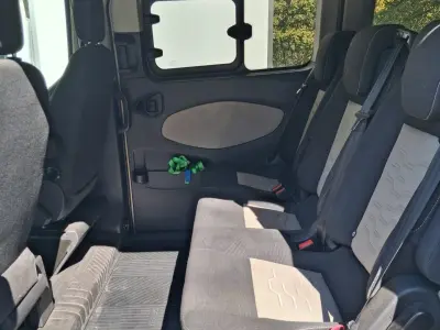 Ford Tourneo Custom 2017 (miniatűr)