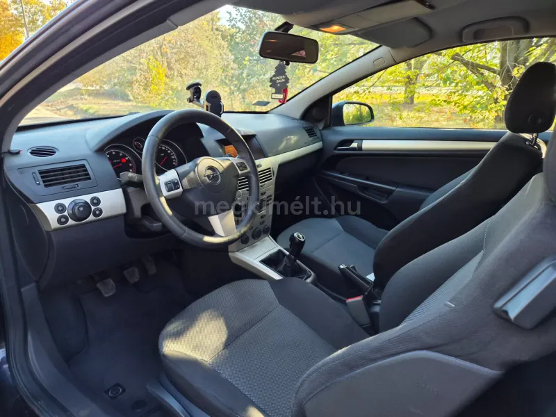 Opel Astra 2008