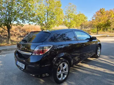 Opel Astra 2008 (miniatűr)