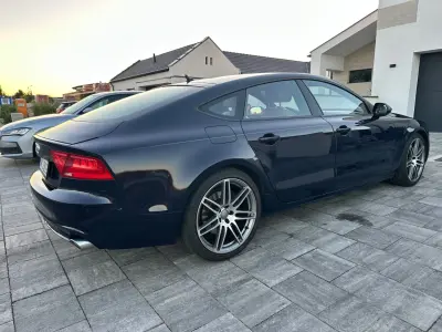 Audi A7 2013 (miniatűr)