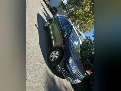 Volkswagen Touareg 2016 (miniatűr)