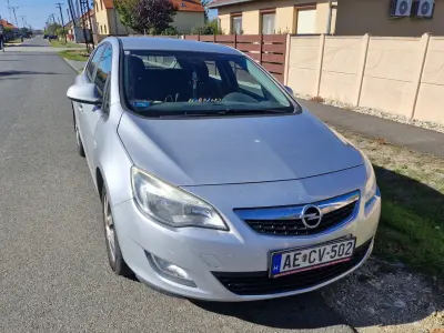 Opel Astra 2010