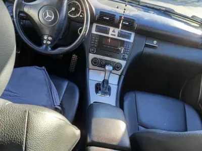 Mercedes-Benz C 220 2007 (miniatűr)