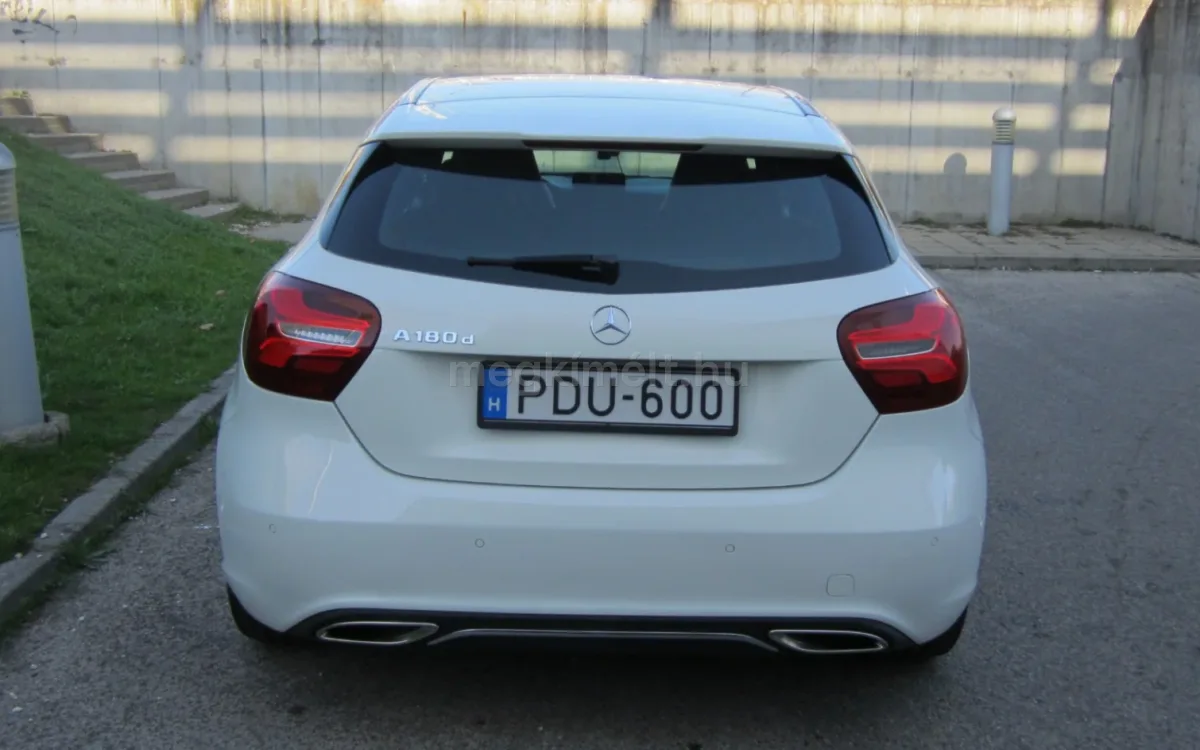 Mercedes-Benz A 180 2016