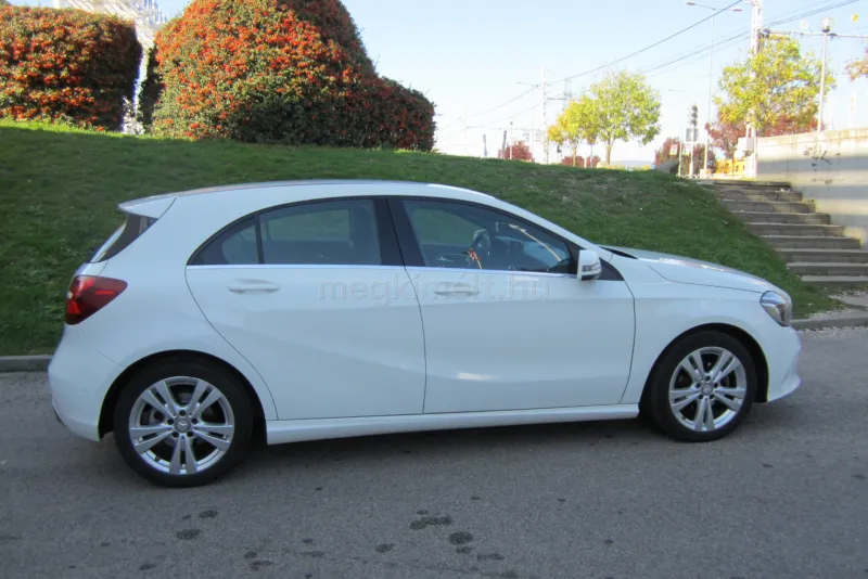 Mercedes-Benz A 180 2016