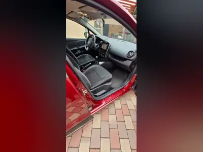 Renault Clio 2017 (miniatűr)
