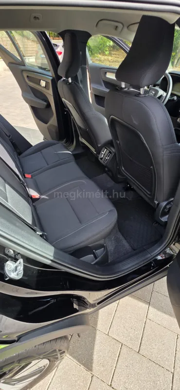 Volvo XC40 2022