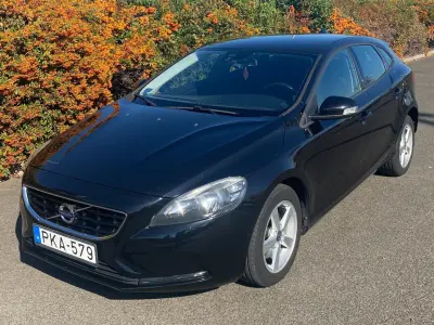 Volvo V40 D2