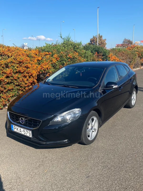 Volvo V40 2015