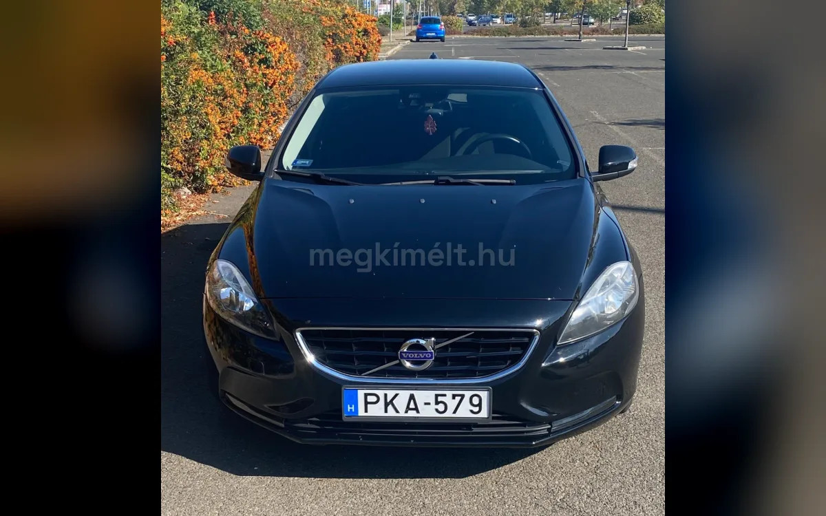 Volvo V40 2015