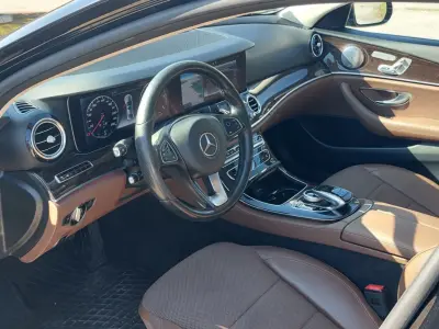 Mercedes-Benz E 220 2017 (miniatűr)