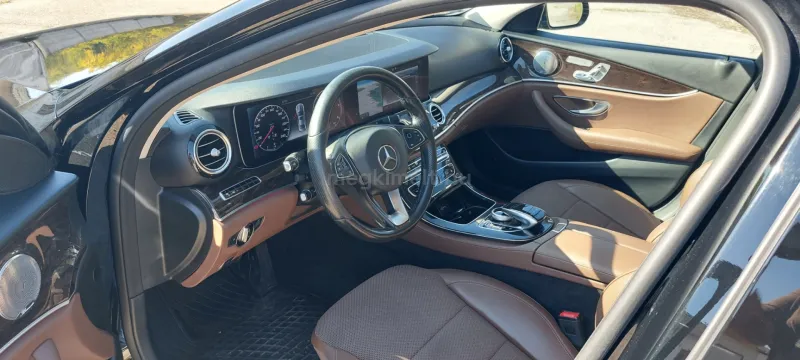 Mercedes-Benz E 220 2017