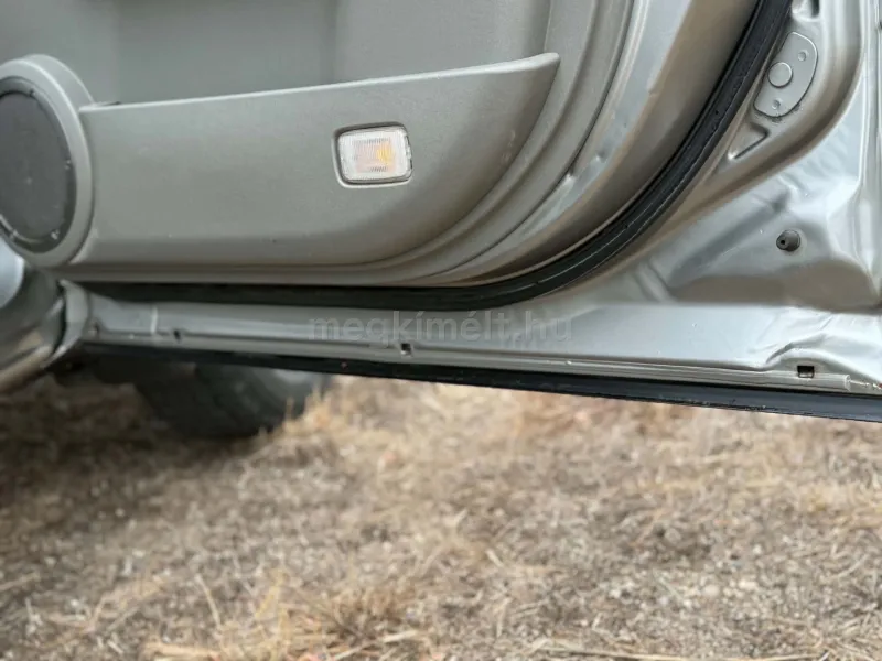 Nissan X-Trail 2004