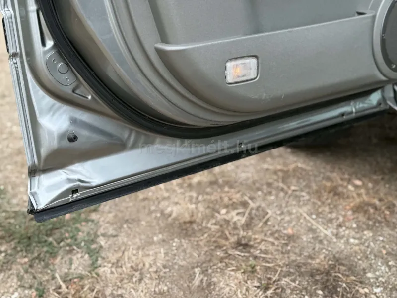 Nissan X-Trail 2004