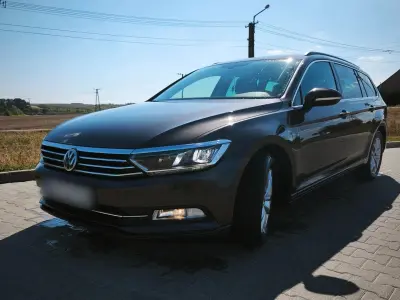 Volkswagen Passat Variant 2018 (miniatűr)