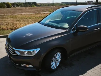 Volkswagen Passat Variant 2018 (miniatűr)