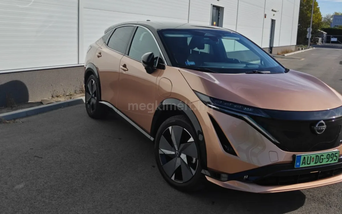 Nissan Ariya 2025