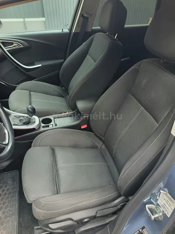 Opel Astra 2010