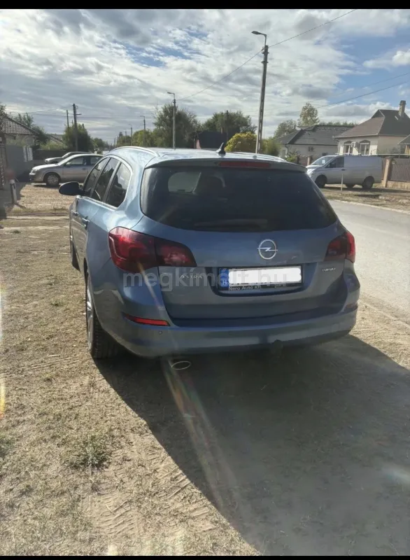 Opel Astra 2010
