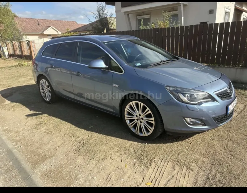 Opel Astra 2010