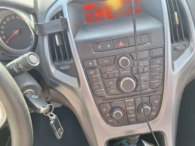Opel Astra 2016 (miniatűr)