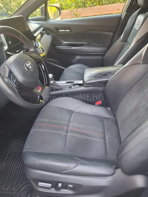 Toyota C-HR 2023