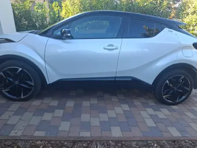 Toyota C-HR 2023
