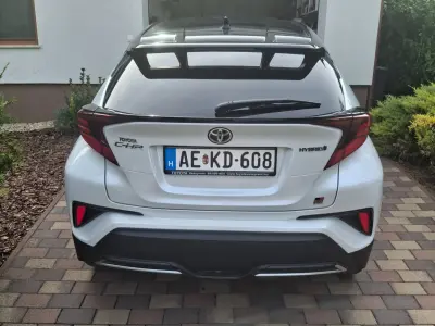 Toyota C-HR 2023 (miniatűr)