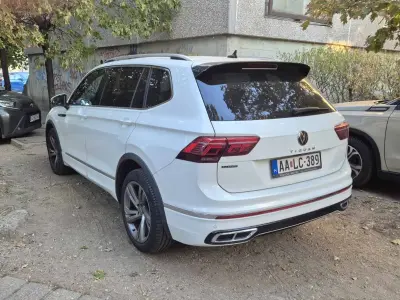 Volkswagen Tiguan 2023 (miniatűr)