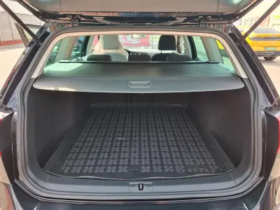 Volkswagen Golf 2016 (miniatűr)