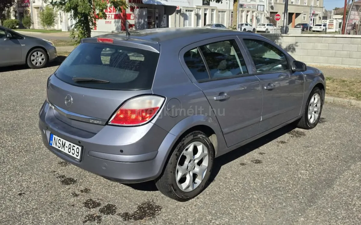 Opel Astra 2006
