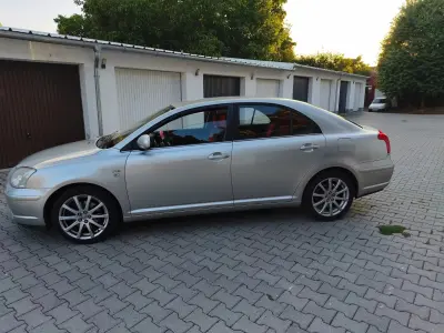Toyota Avensis 2004 (miniatűr)