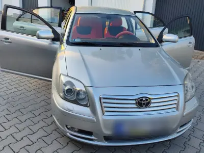 Toyota Avensis 2004