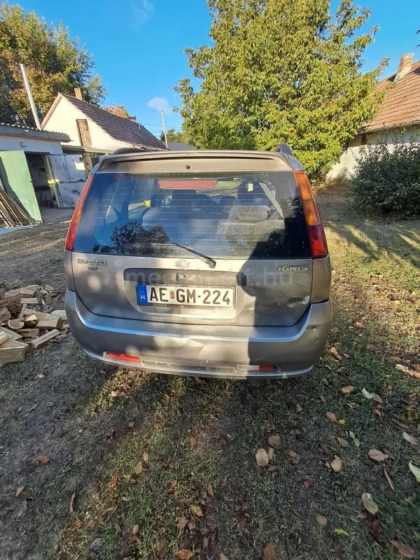 Suzuki Ignis 2004