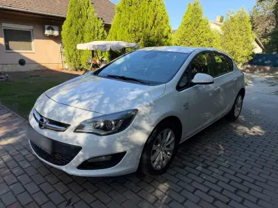 Opel Astra 2013
