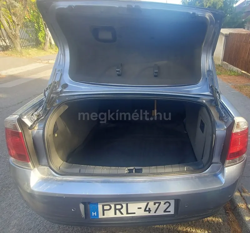 Opel Vectra 2004