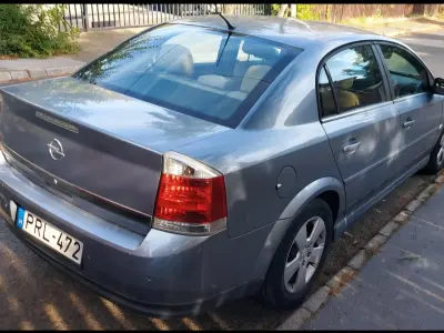 Opel Vectra 2004 (miniatűr)