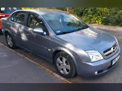 Opel Vectra 2004 (miniatűr)