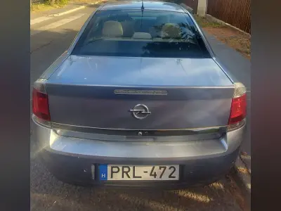 Opel Vectra 2004 (miniatűr)
