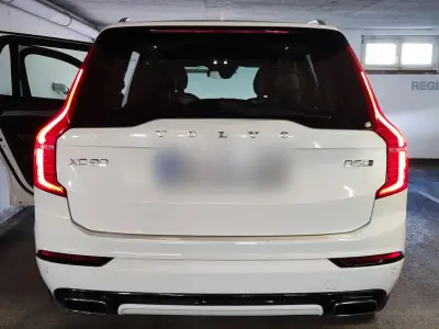 Volvo XC90 2017 (miniatűr)