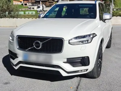 Volvo XC90 2017 (miniatűr)
