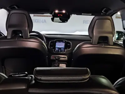 Volvo XC90 2017 (miniatűr)