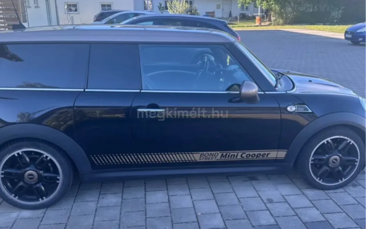 MINI Cooper D Clubman 2013