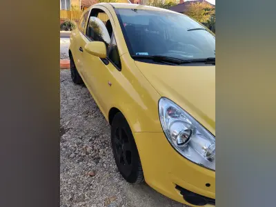 Opel Corsa 2009 (miniatűr)