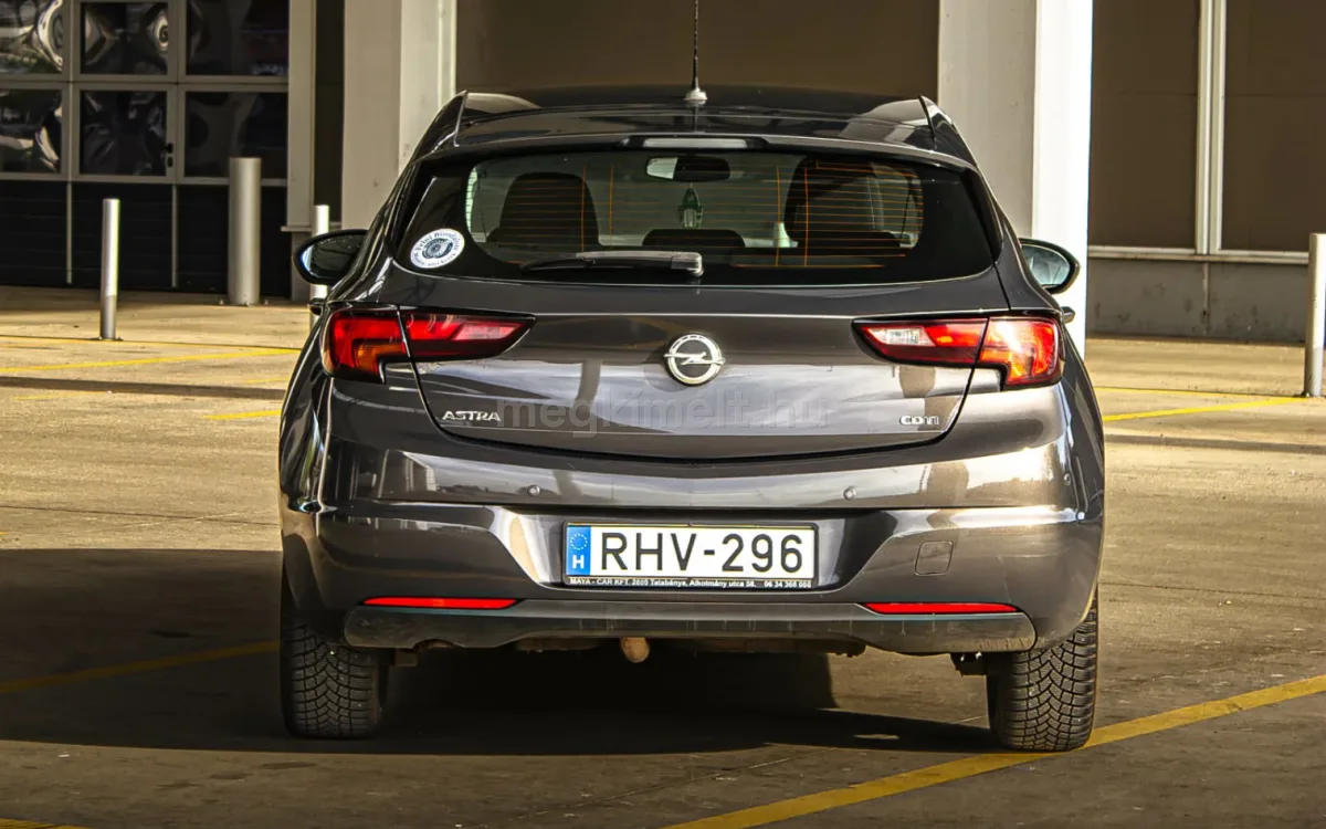 Opel Astra 2016