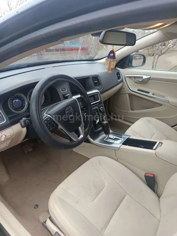Volvo S60 2011