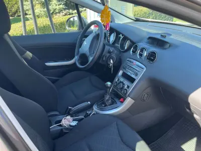 Peugeot 308 2012 (miniatűr)